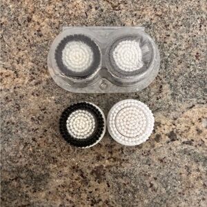 Kingdo Set of 4 Facial Cleansing Brush Replacement Heads - White/Gray/Black